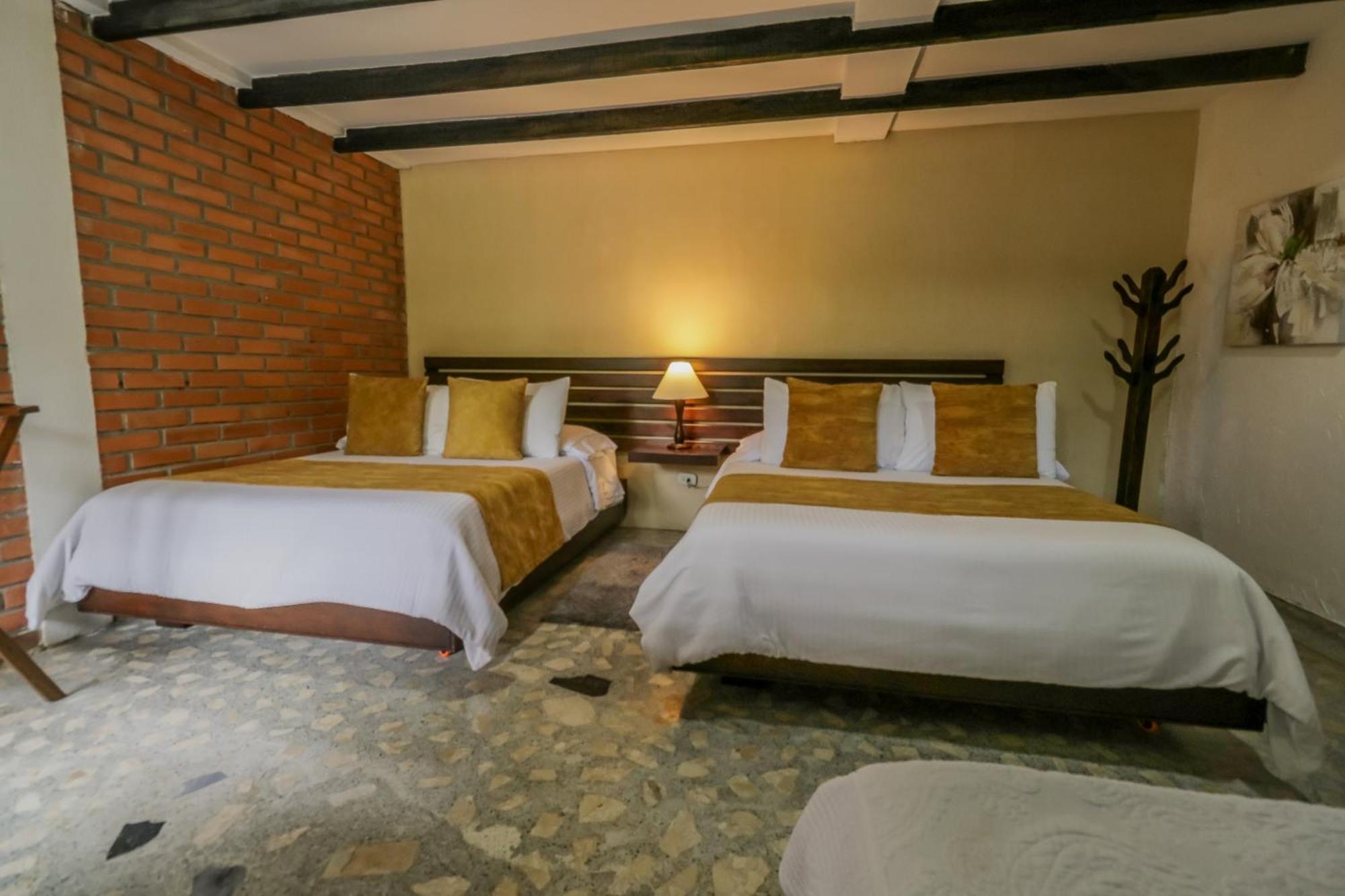 Hotel Visperas Santa Rosa de Cabal Buitenkant foto